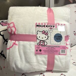 Hello Kitty Twin XL blanket